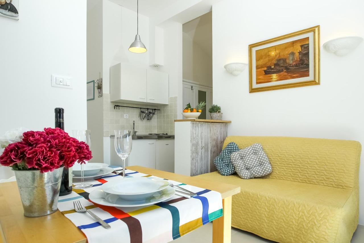 Rougemarin Apartments Biograd Na Moru Exteriör bild