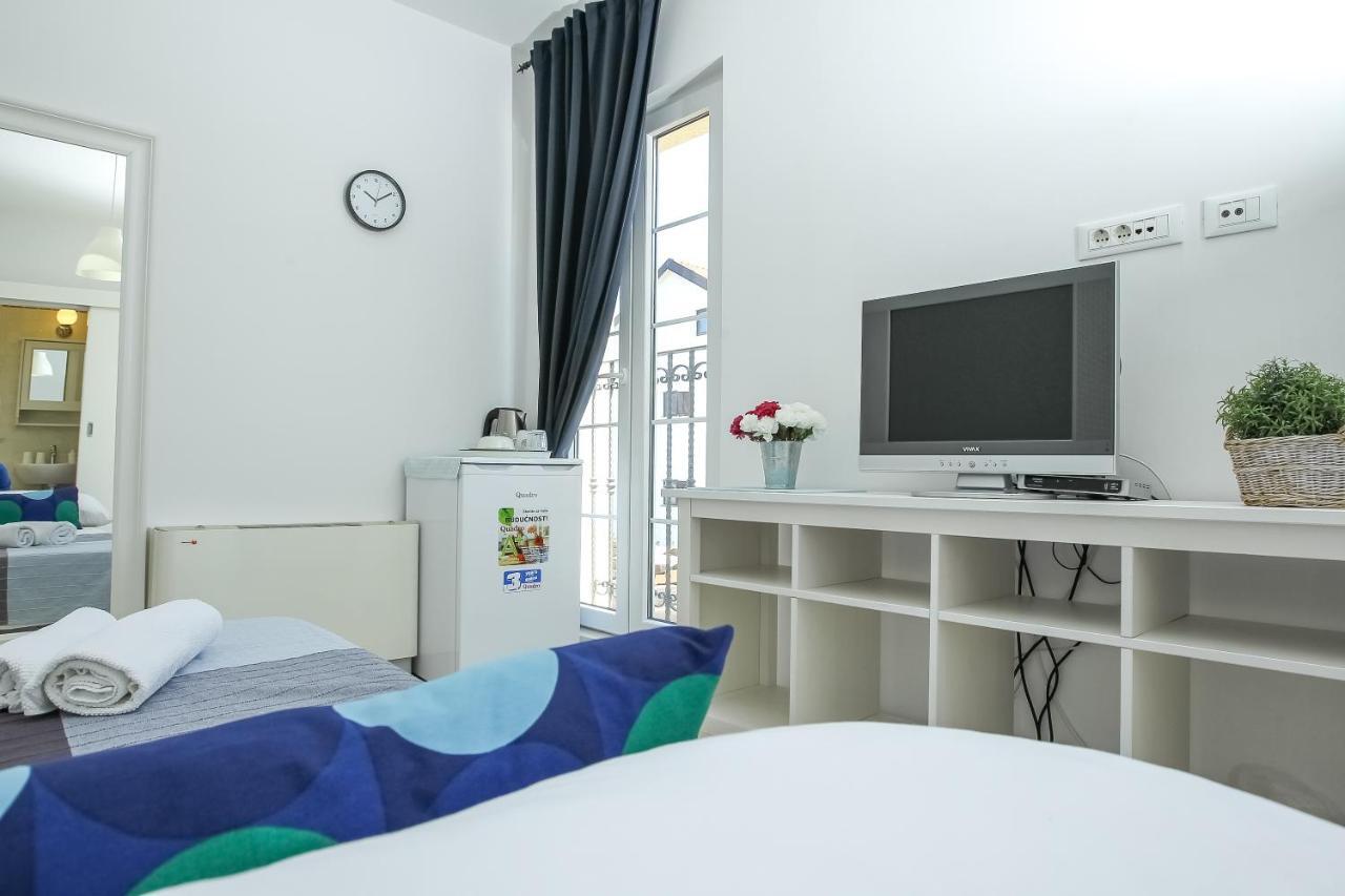 Rougemarin Apartments Biograd Na Moru Rum bild